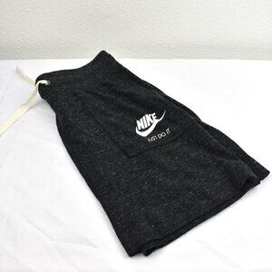 Nike Activewear Skirt Womens‎ Size Small Color Black Gently Used Condition